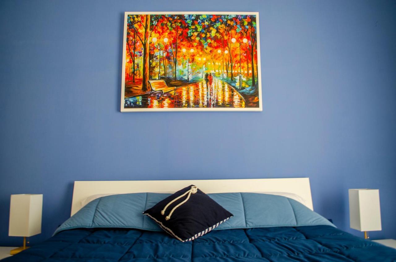 Primopiano Holiday House Salerno Bagian luar foto